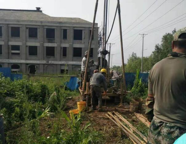 撫順市危險廢物無害化處置及資源綜合利用項目（一期）水池、焚燒車間、焚燒車間煙囪工程